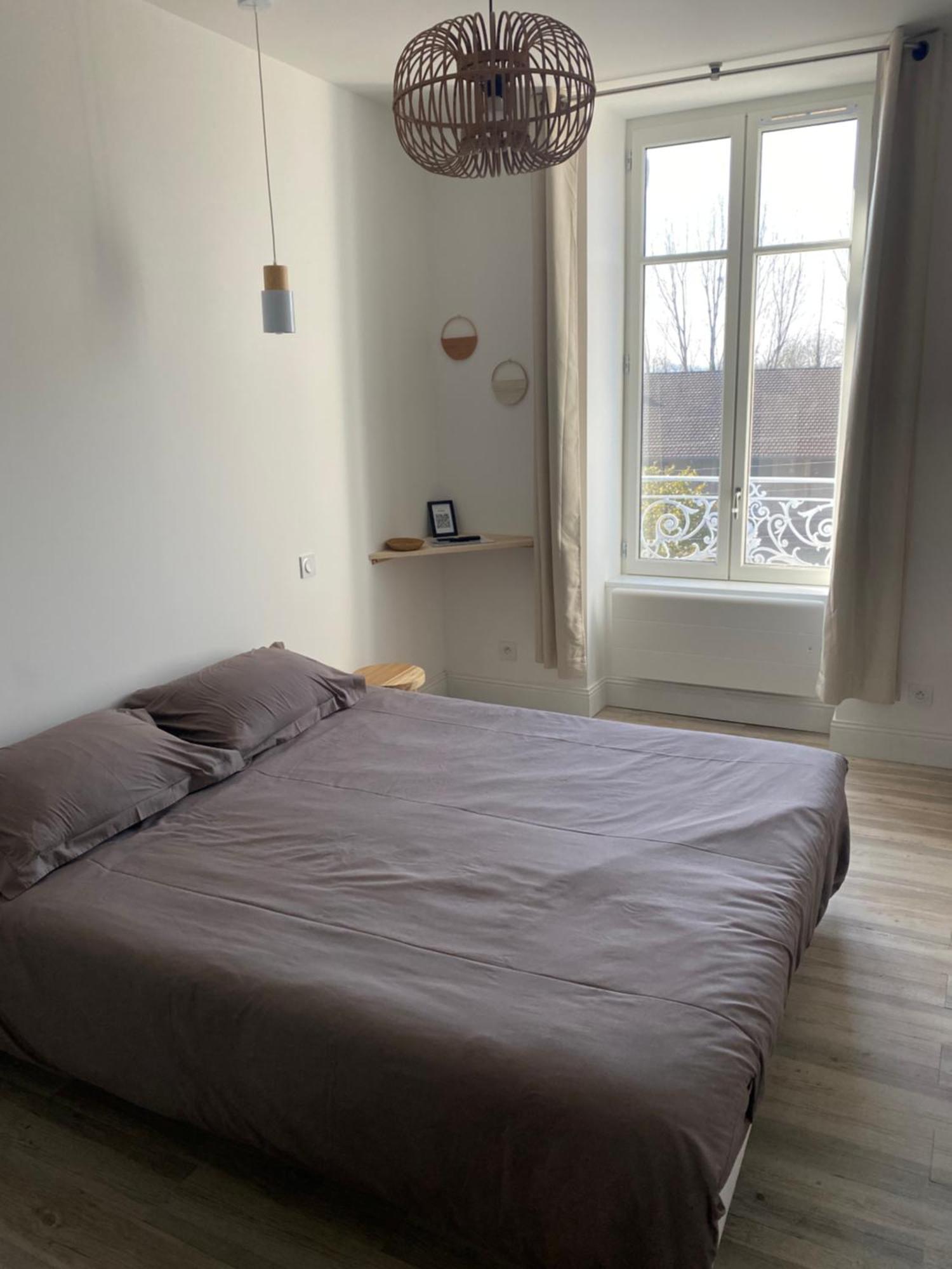Chambre, Salle De Bain Privee, Centre Appartement
